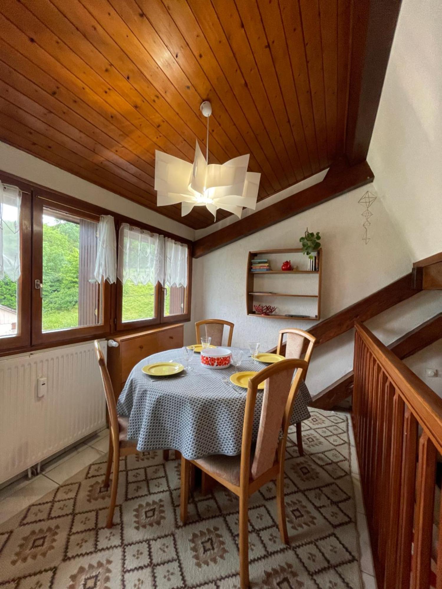 Rare 2 Bedroom With Private Beach On Lake Annecy ドゥサール エクステリア 写真